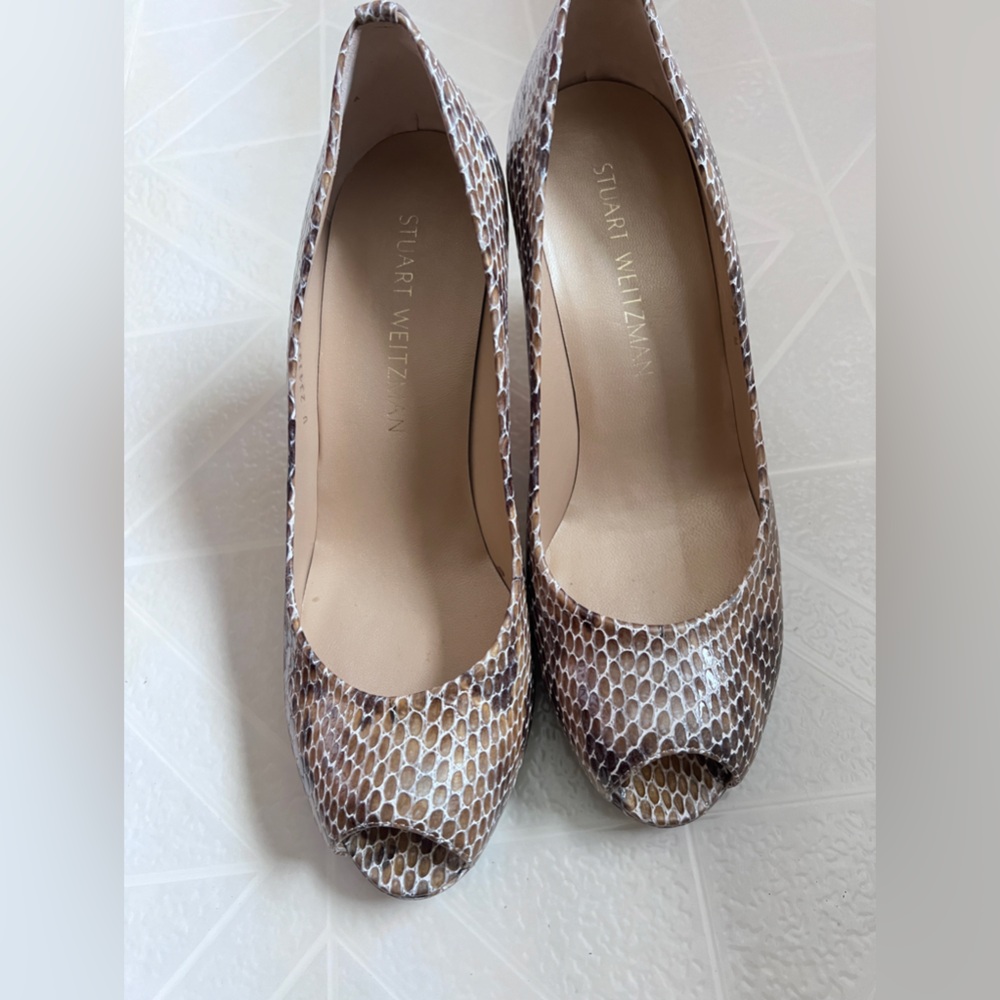 Stuart Weitzman Peep Toe Snake Pumps - Picture 1 of 10